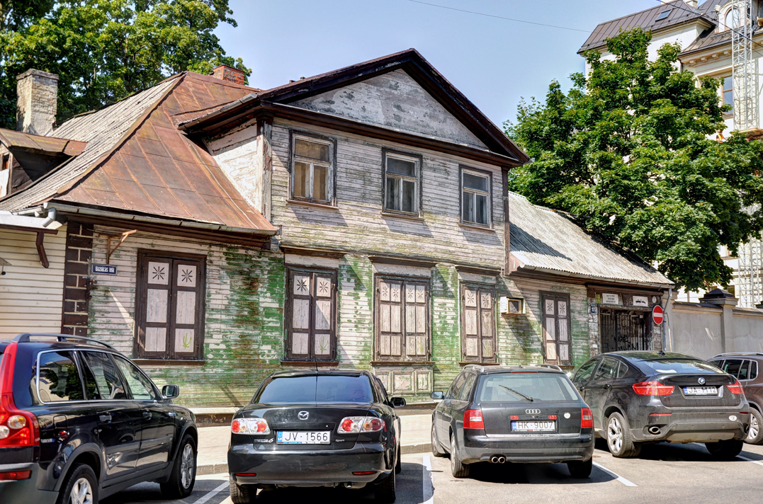 DSC 6469 70 71 fused